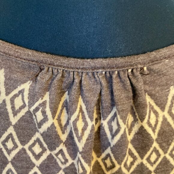 121 Testament Beaded Neckline Top Size L - Picture 9 of 15